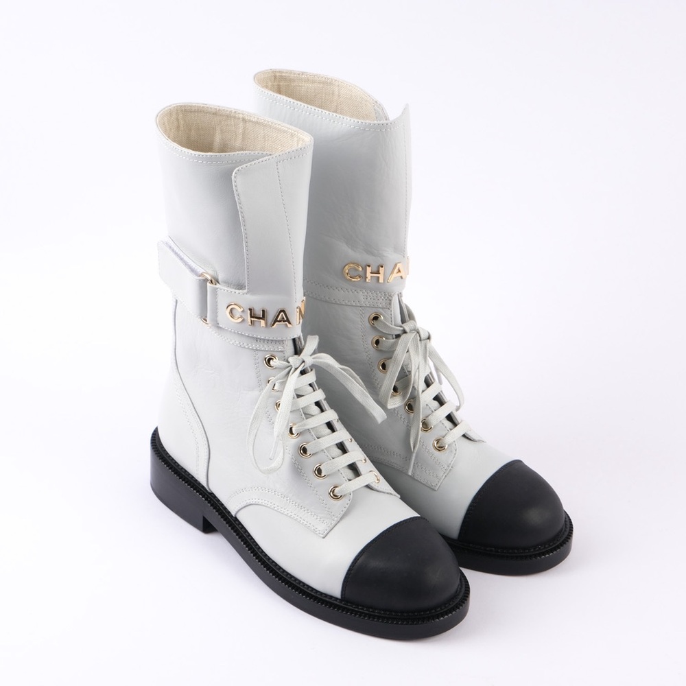 Chanel 218 Lace Up Combat Boots Size 40 - Picture 1 of 9